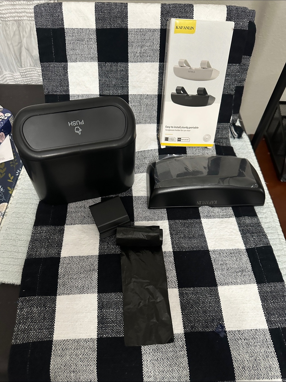 Black trash bin and black sunglass holder for vehicle NWT